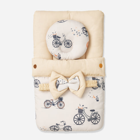 Baby Basics Cozy Snug Zip Closure Hooded Carrynest 17194