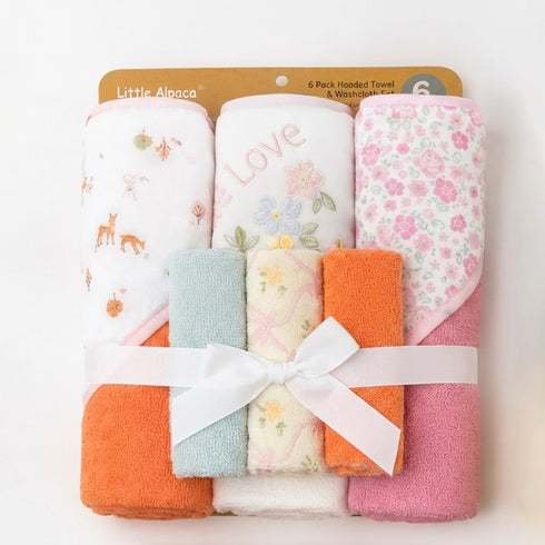 Hooded Baby Bath Towel Set with 3 Washcloths Love