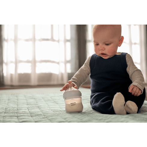 Philips Avent Natural Response Baby Bottle 4oz SCY900/01