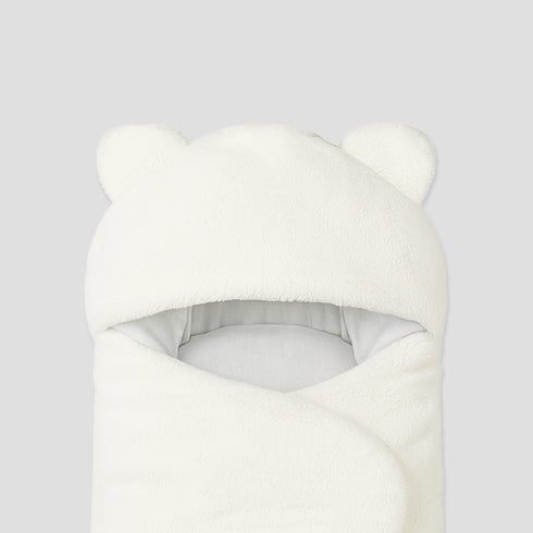 Baby Basics Furry Cozy Snug Carrynest 17285