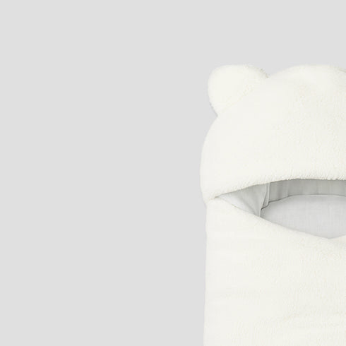 Baby Basics Furry Cozy Snug Carrynest 17285