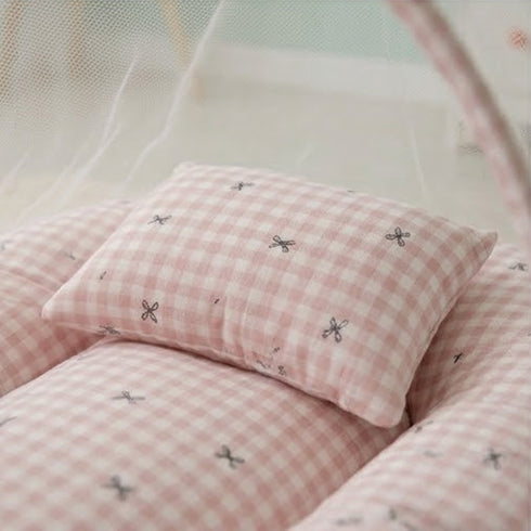 Basics Baby Bed Net with Pillow Pink Vintage Bow Checks