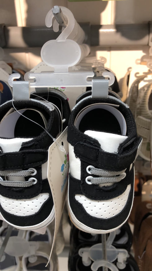 Black and White Baby Boys Footwear Prewalker Shoes 0–18M