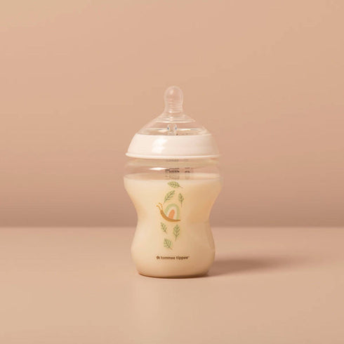 Tommee Tippee Natural Start Decorated Baby Bottle 260ml TT423964